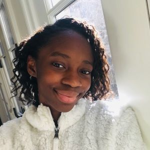 Meet your Posher, Elissa